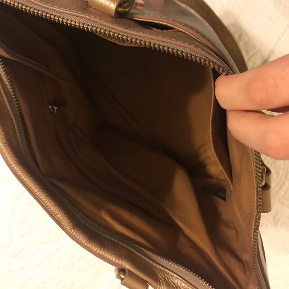 Good Fossil Purse & Wristlet to Match - Picture 3 of 7